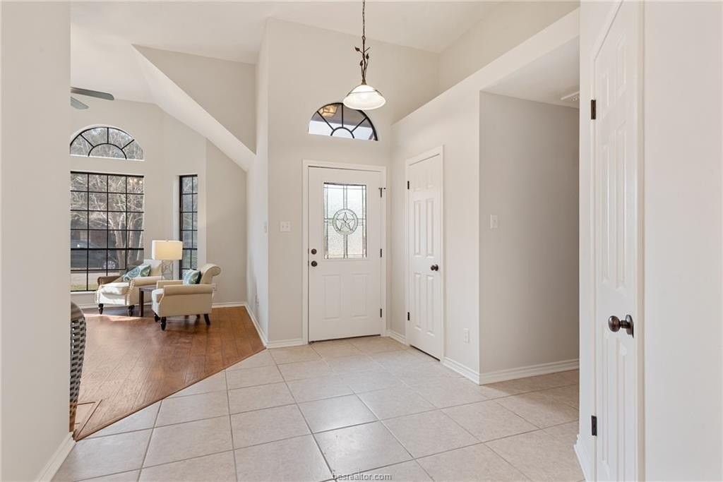 4505 Kensington Rd - Photo 5 of 37