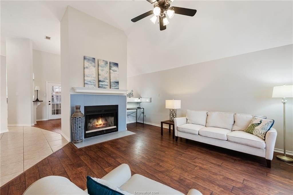 4505 Kensington Rd - Photo 7 of 37