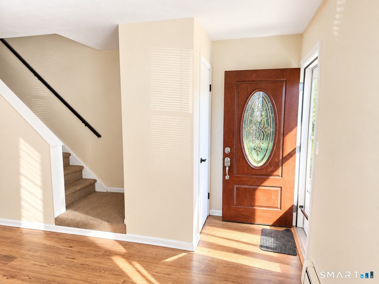 172 Stonybrook Rd - Photo 3 of 23
