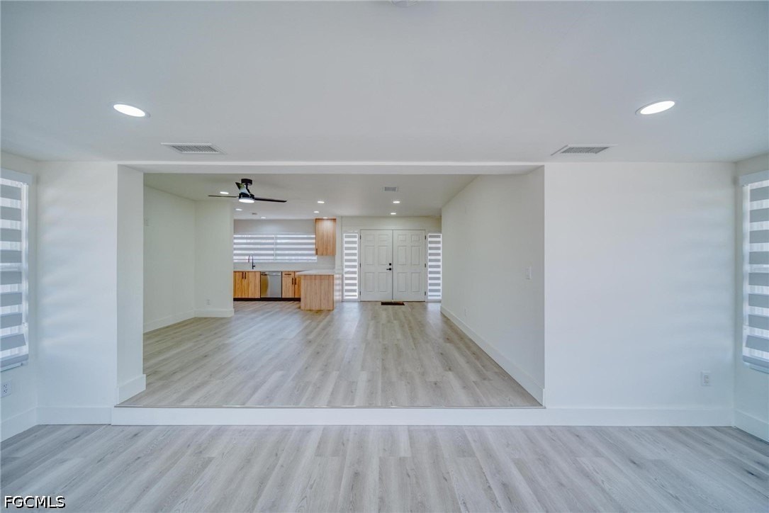 5150 York Ct - Photo 6 of 43