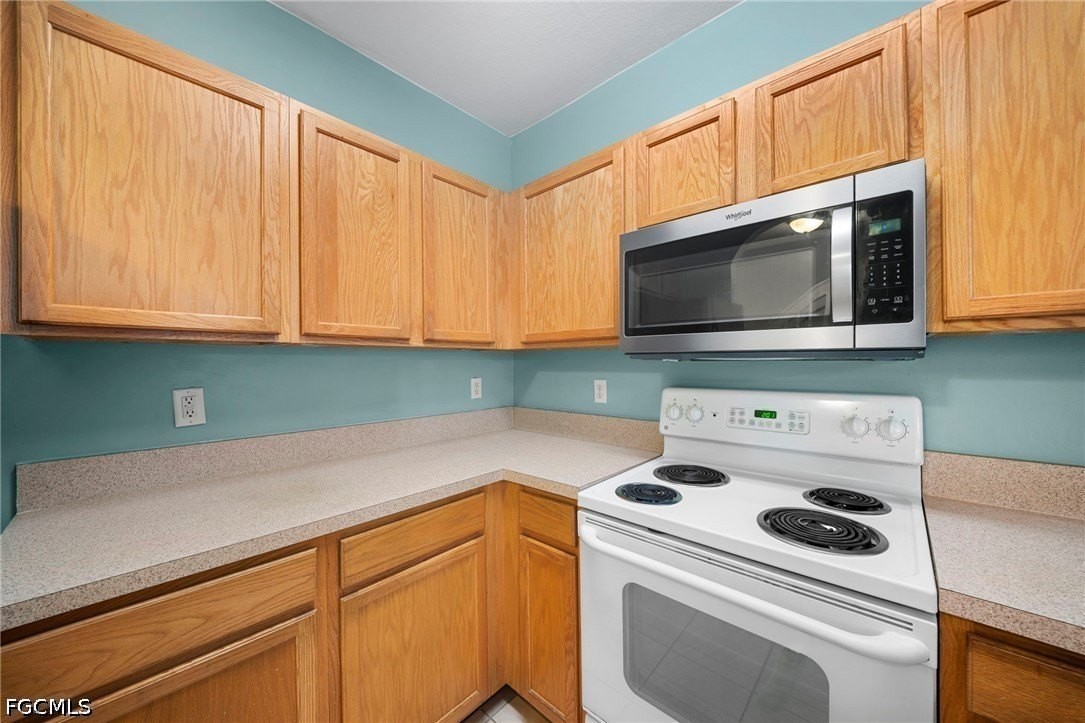 8248 Pacific Beach Dr - Photo 6 of 24