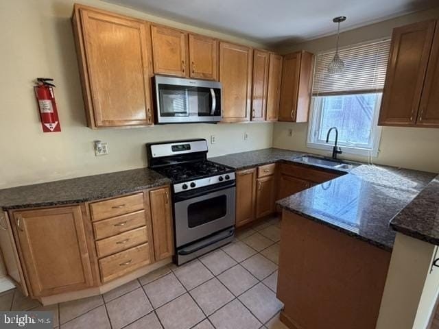 806 Eaton Rd - Photo 4 of 17