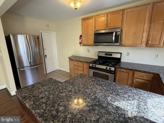 806 Eaton Rd - Photo 7 of 17