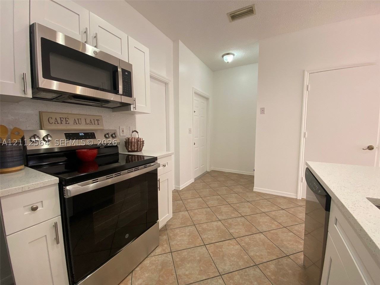 1809 Salerno Cir - Photo 5 of 36