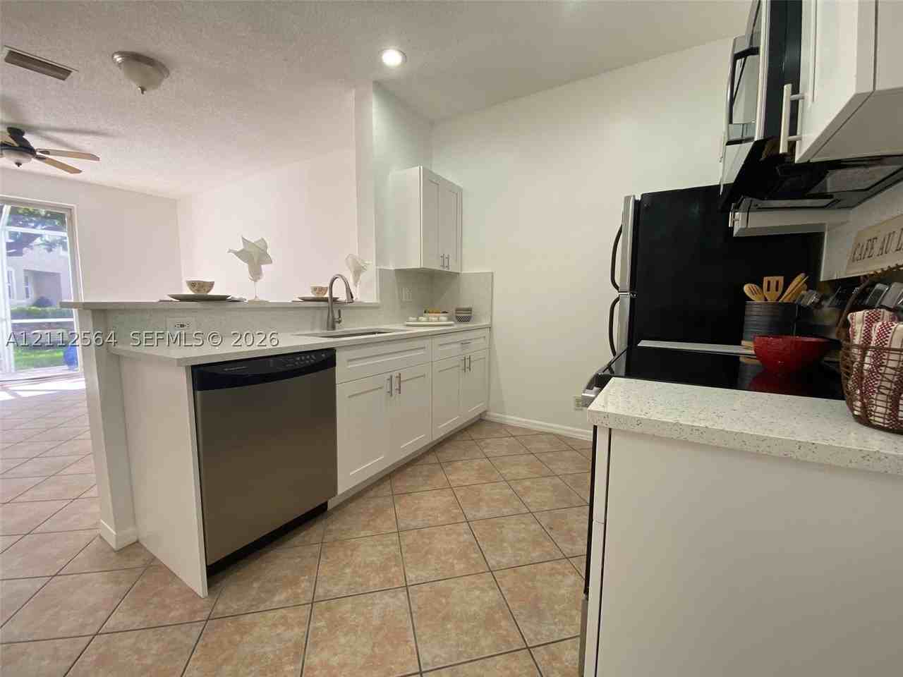 1809 Salerno Cir - Photo 6 of 36
