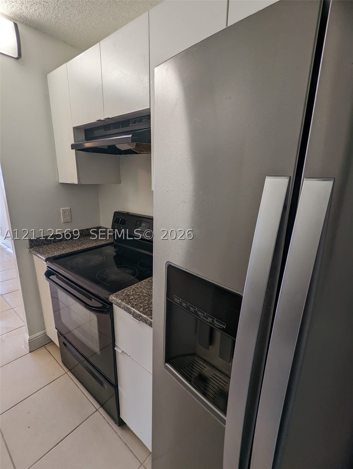 10196 Twin Lakes Dr #14E - Photo 6 of 28