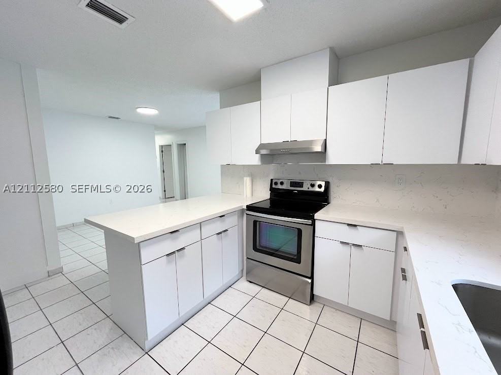 27 Nw 51st Ave #27 - Photo 6 of 18