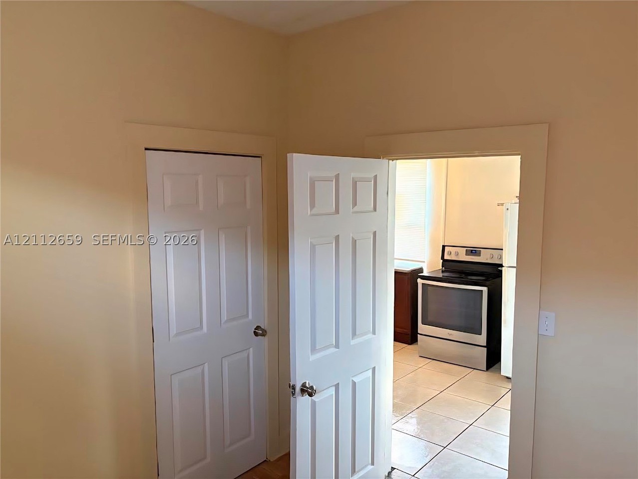 412 N Dixie Hwy - Photo 5 of 11