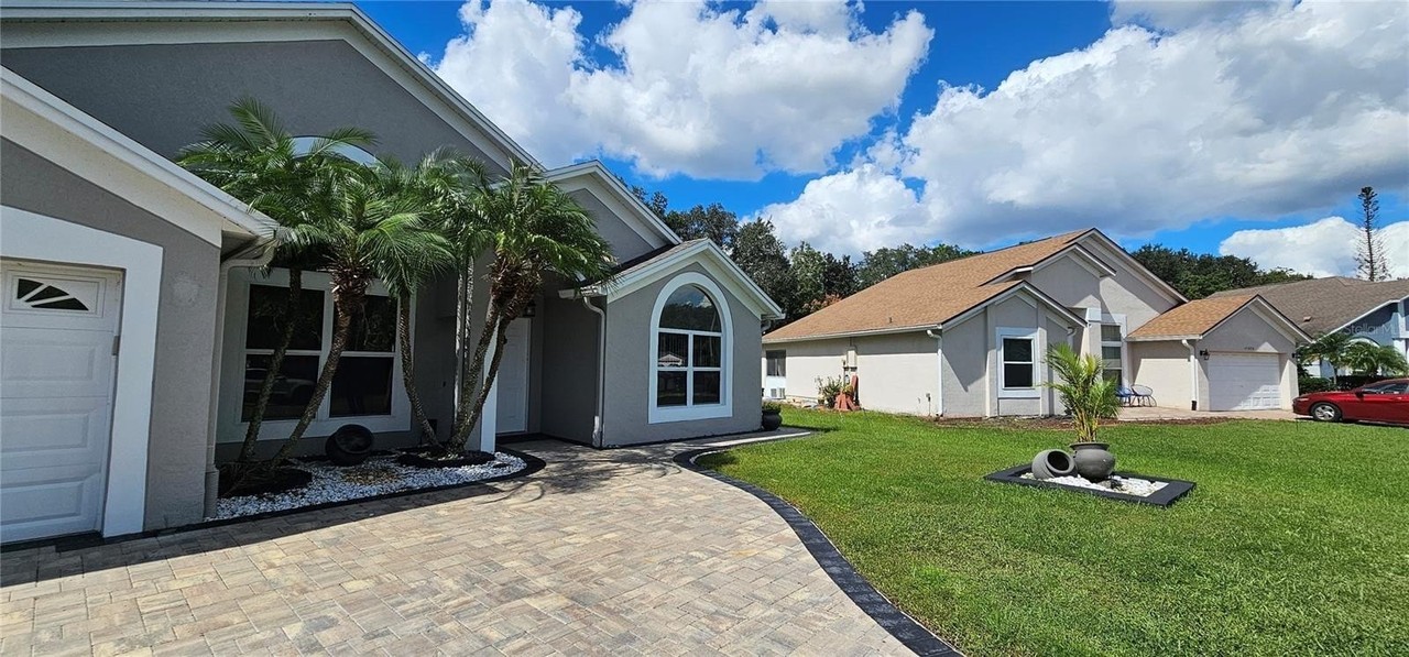 11832 Daneswood Ct - Photo 6 of 50