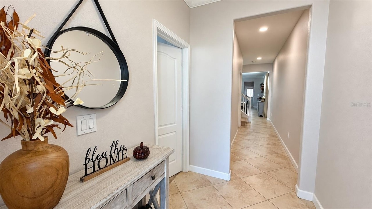 7481 Fairgrove Ave - Photo 2 of 42