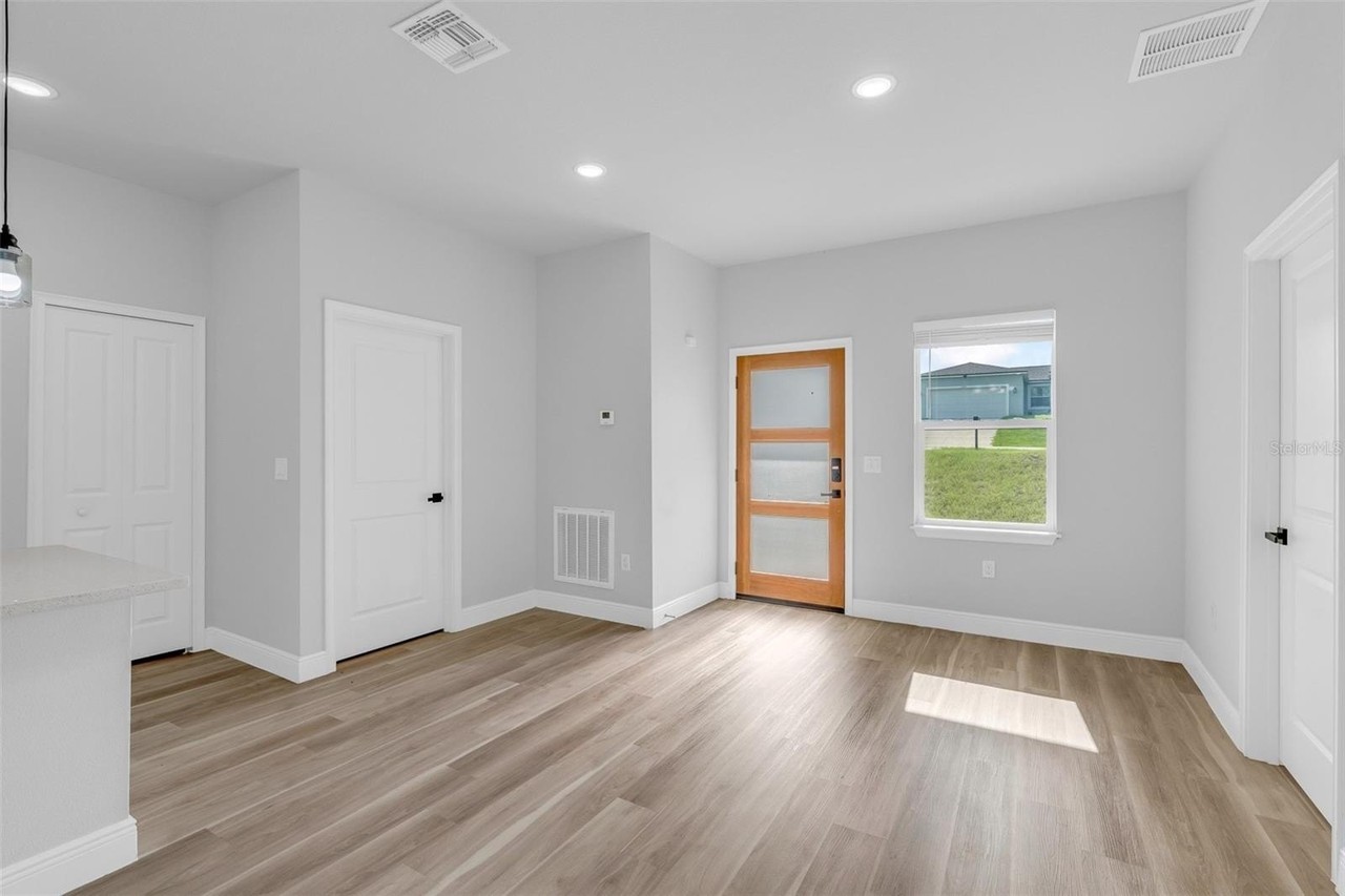 6432 Sw 151st Loop - Photo 7 of 33