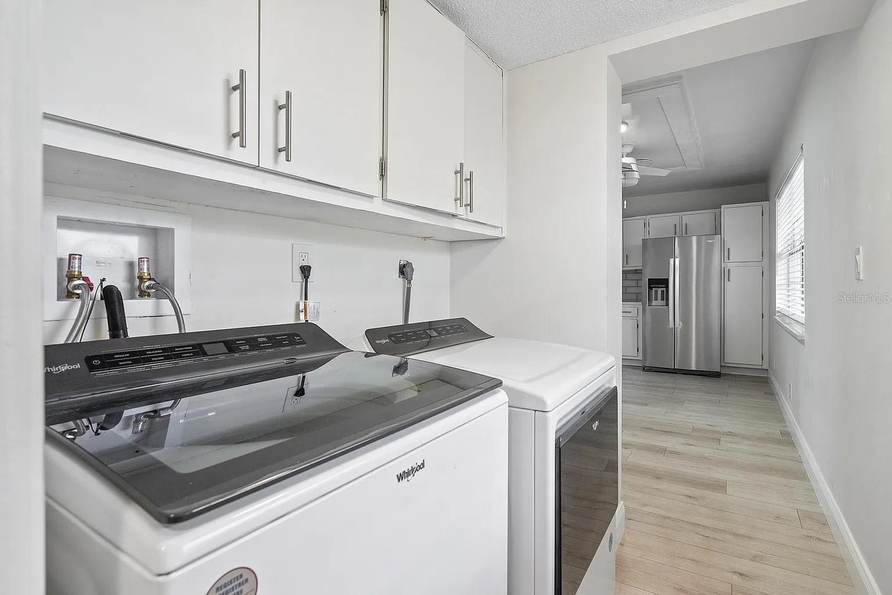 4020 W Palm Aire Dr #402 - Photo 6 of 6