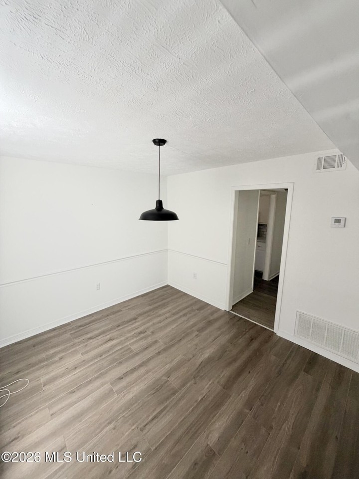 735 Wicklow Pl Lot A - Photo 6 of 21