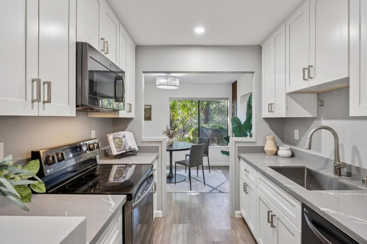 3350 La Mesa Dr #4 - Photo 6 of 13