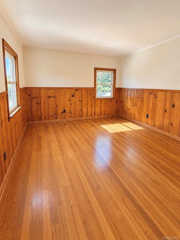 185 S Plank Rd - Photo 4 of 12