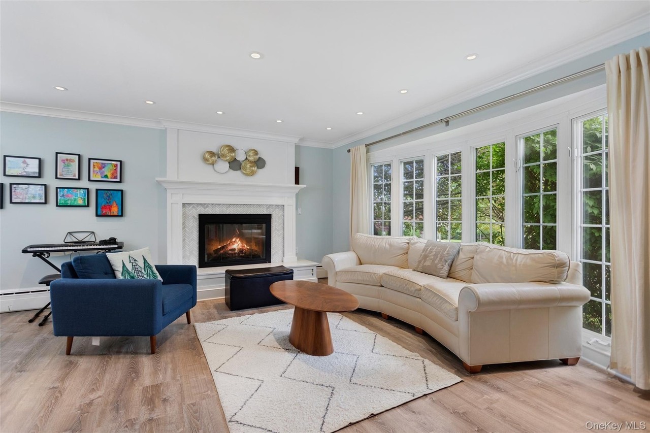 417 King St - Photo 2 of 21