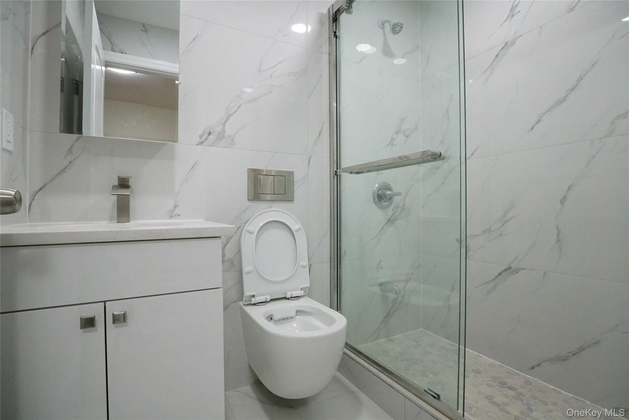 1446 College Point Blvd #2FL - Photo 5 of 14