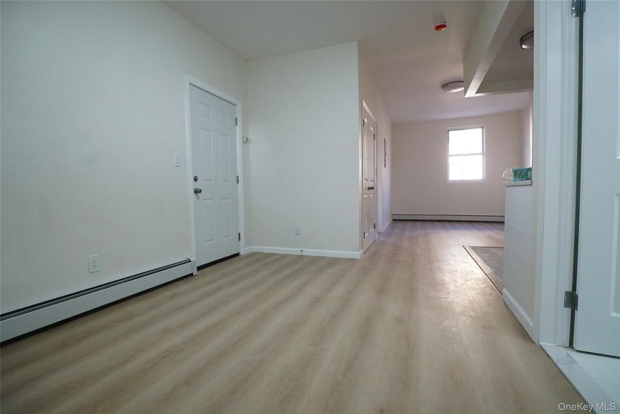 1446 College Point Blvd #2FL - Photo 6 of 14