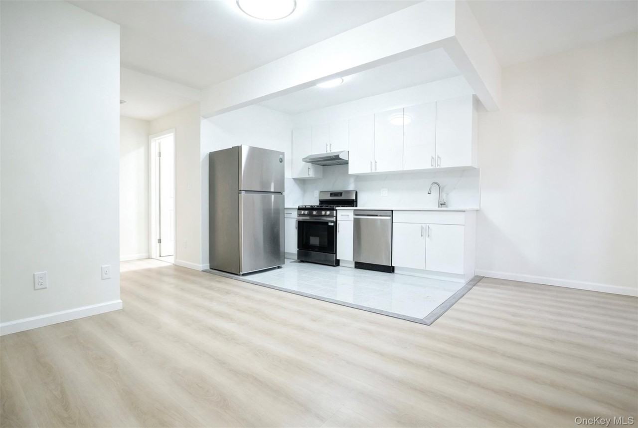 1446 College Point Blvd #3FL - Photo 3 of 21