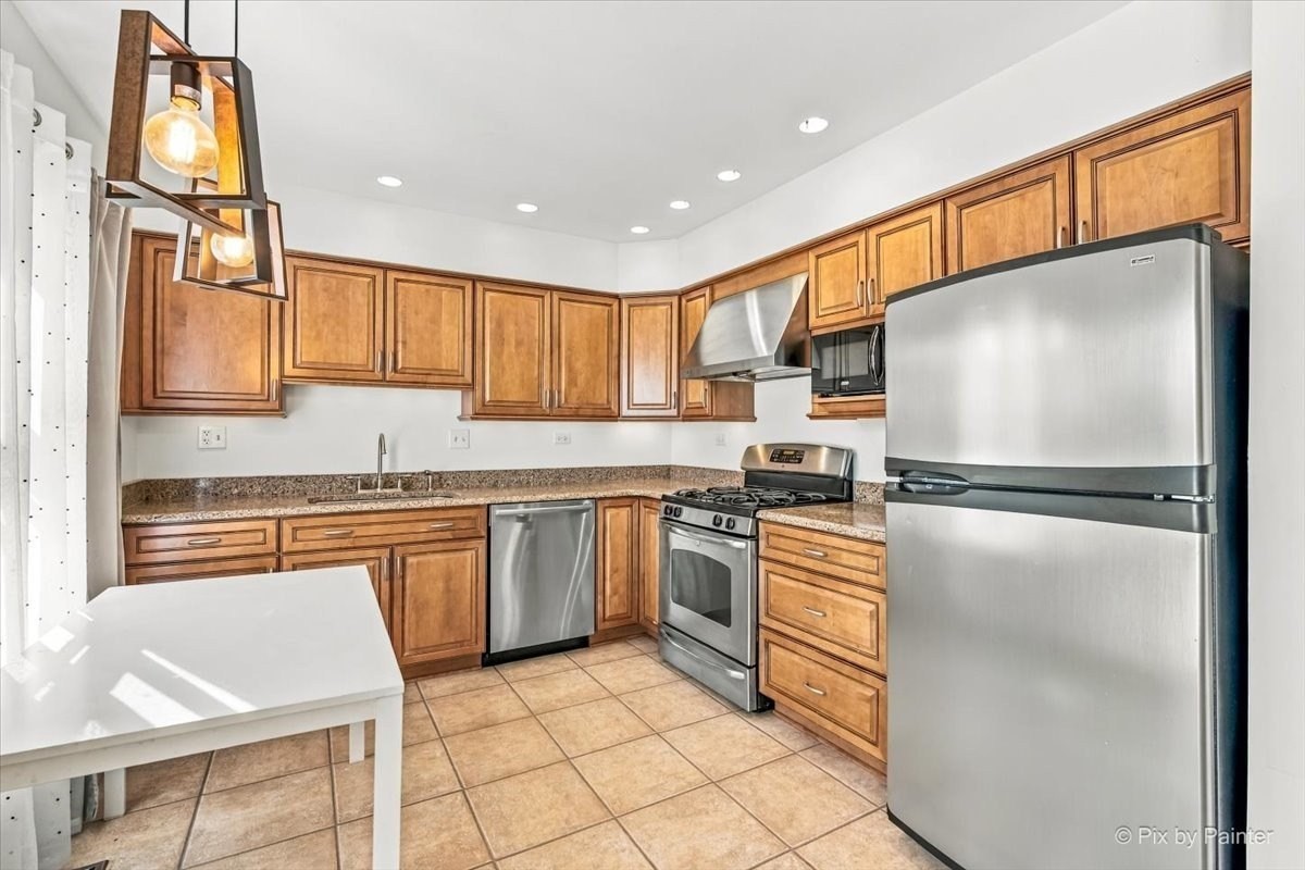 1901 Richmond Ct #1901 - Photo 5 of 24