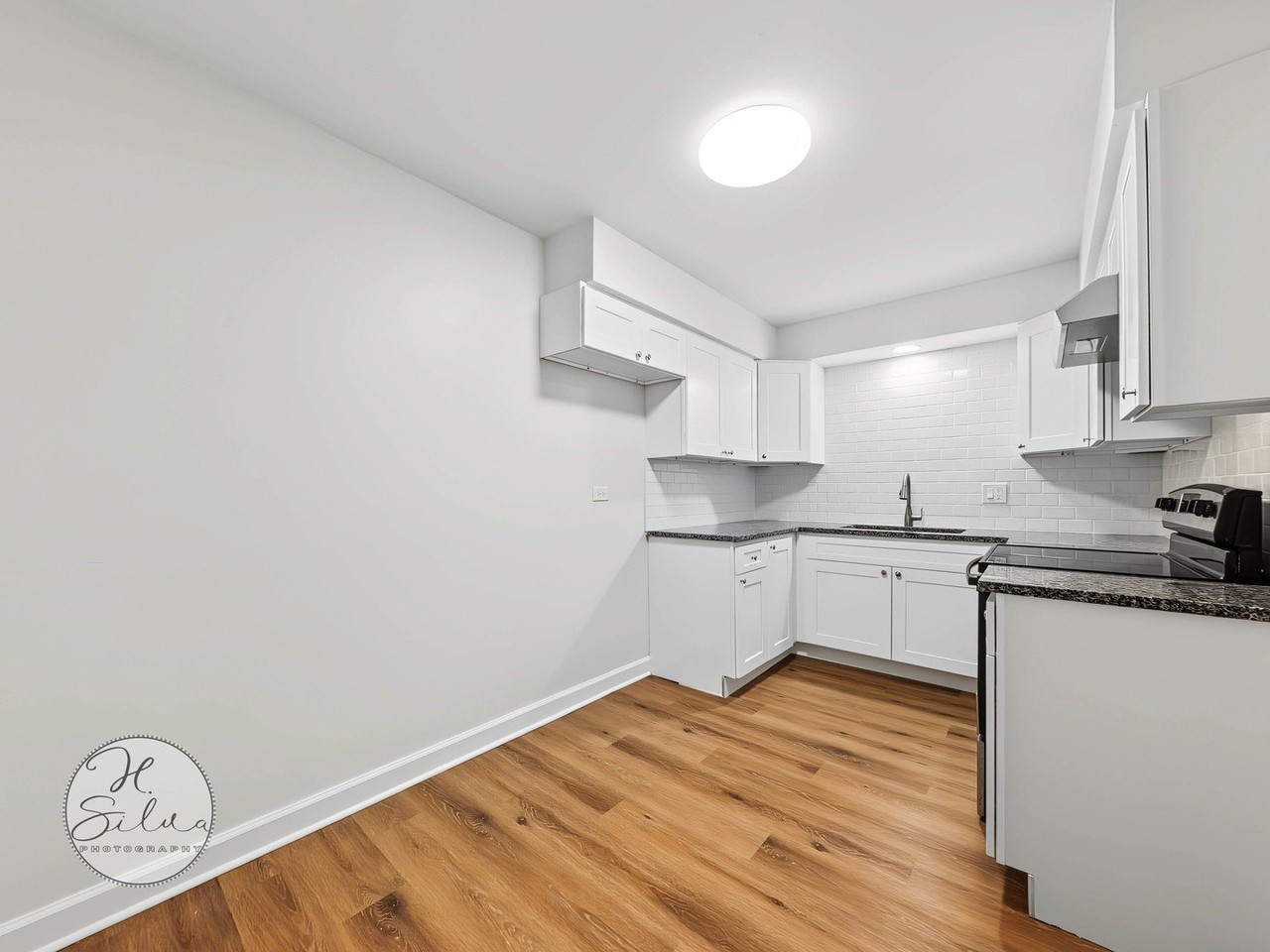 15 Arrowhead Dr #24 - Photo 5 of 14