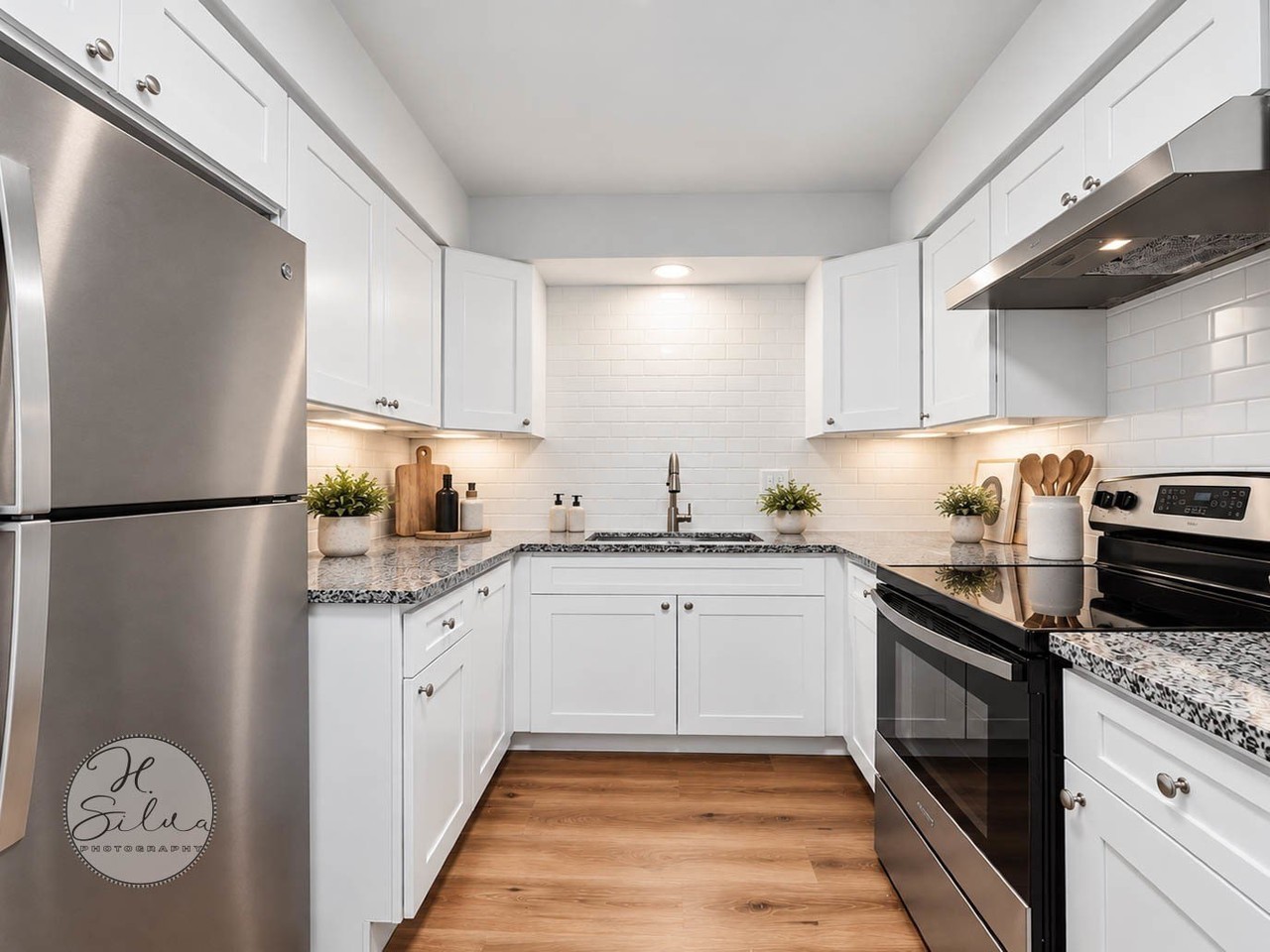 15 Arrowhead Dr #24 - Photo 6 of 14