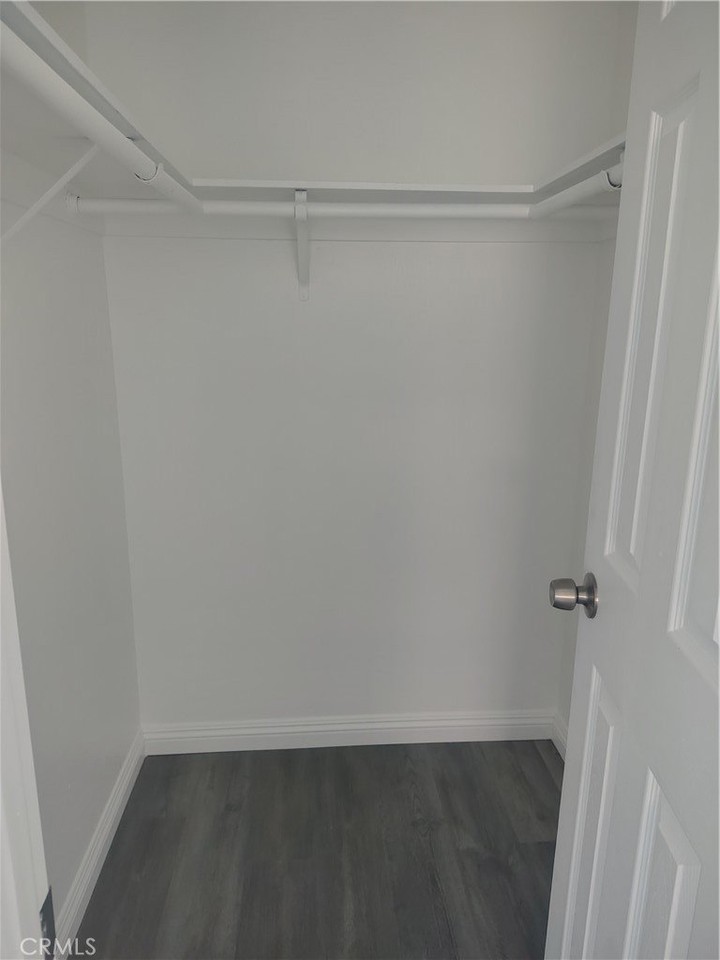 1667 E Kingsley Ave - Photo 4 of 4