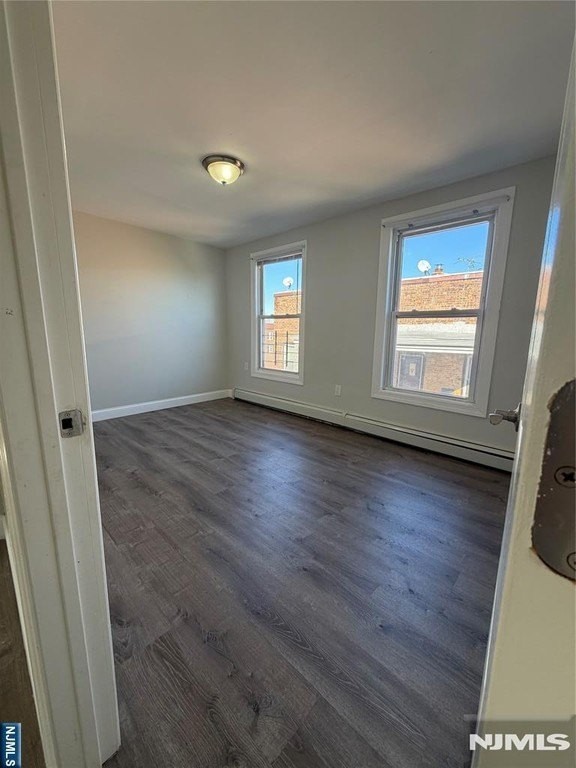 48 Hadley Ave - Photo 3 of 11
