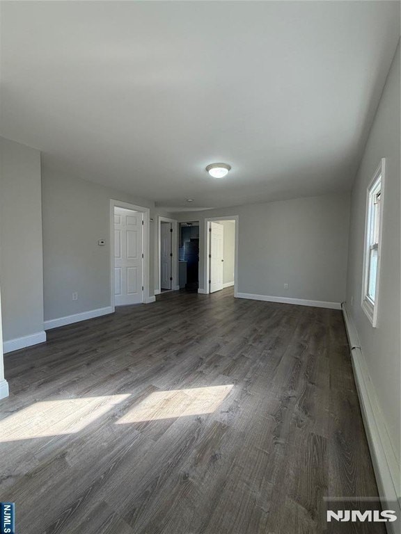48 Hadley Ave - Photo 6 of 11