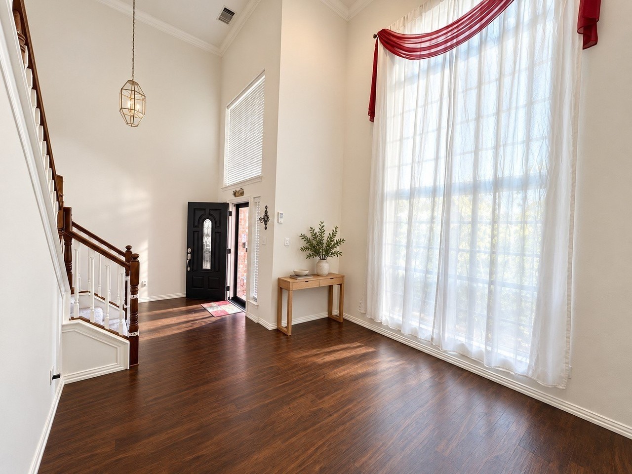 311 Cordova Dr - Photo 3 of 21