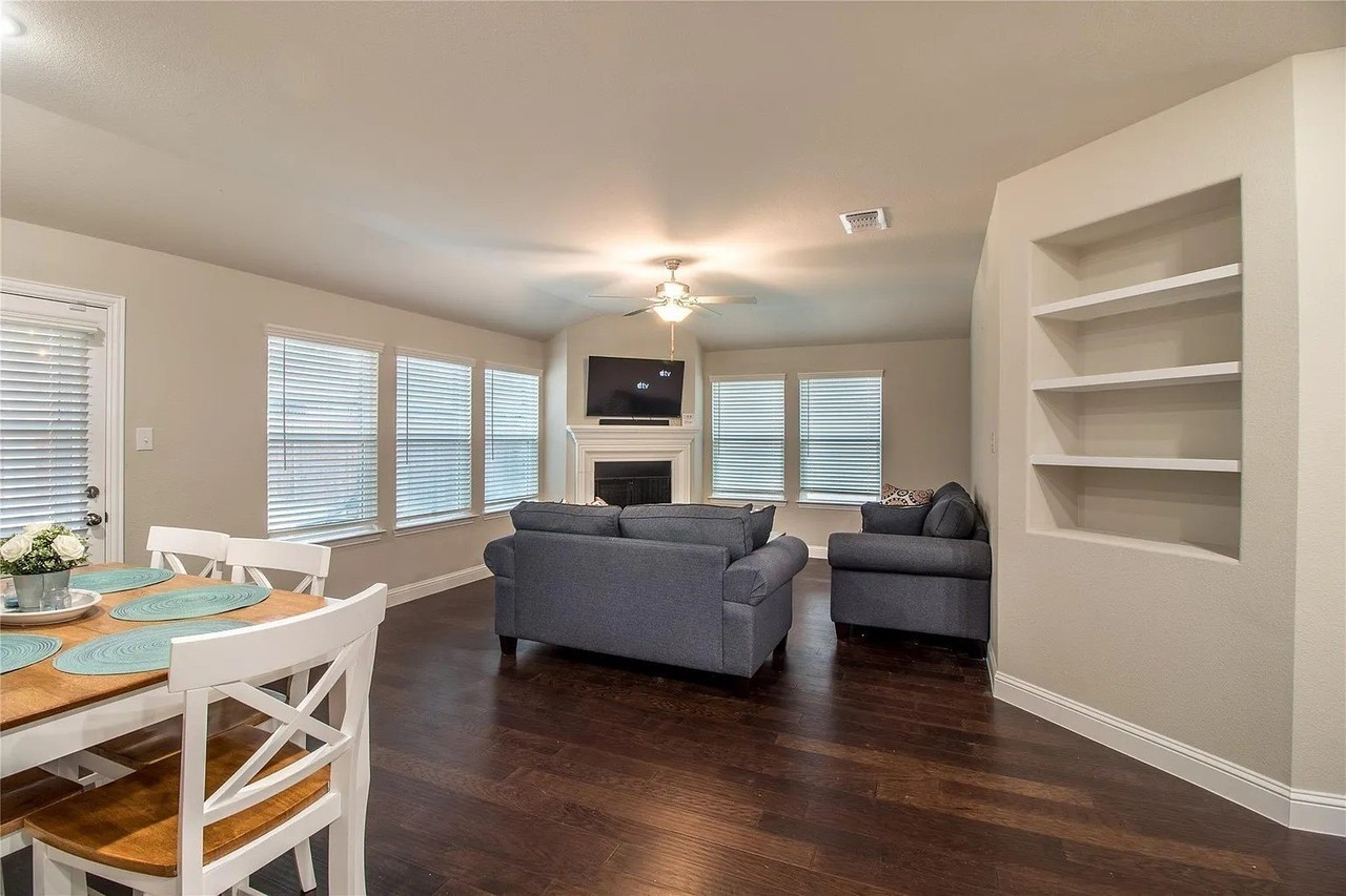 1214 Erika Ln - Photo 6 of 11