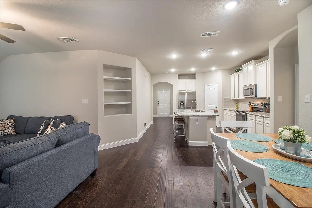1214 Erika Ln - Photo 7 of 11