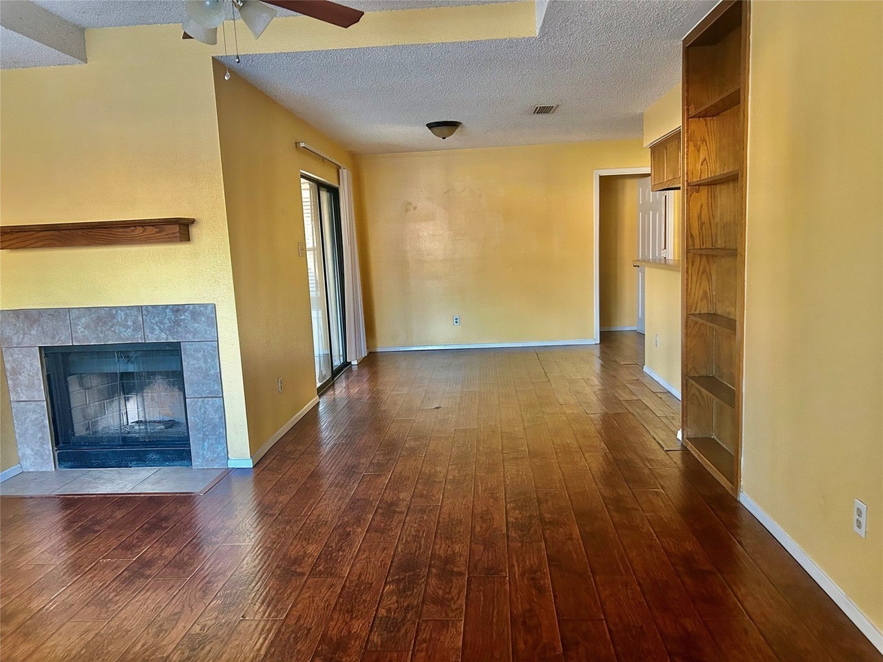 2310 Miguel Ln - Photo 2 of 13