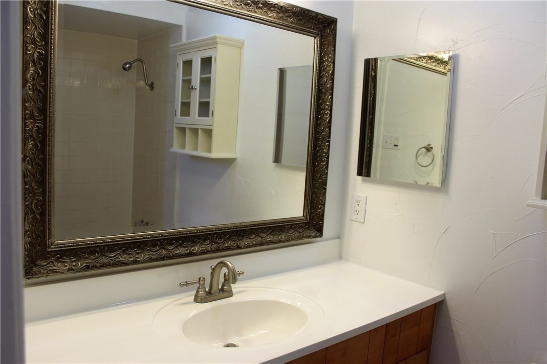 908 Wateka Way - Photo 5 of 9