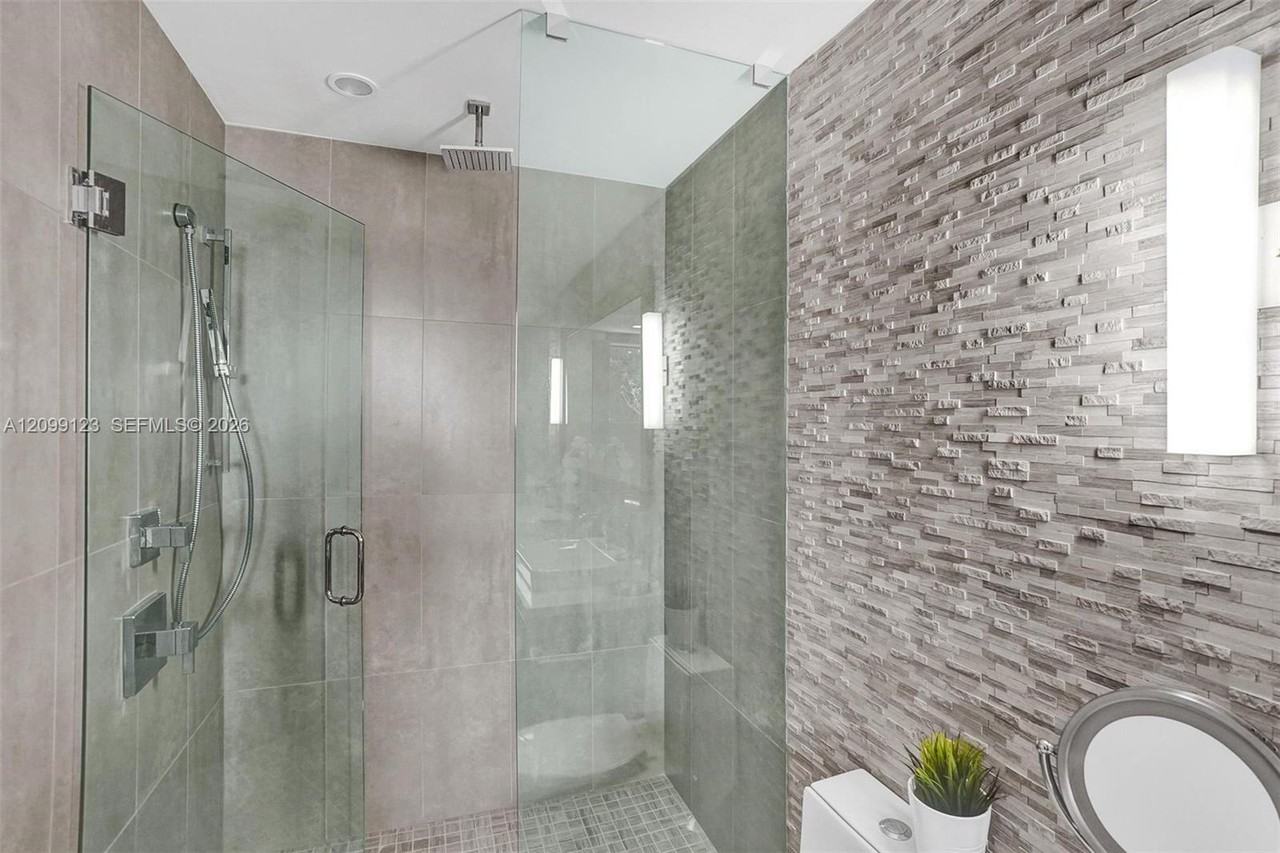 3040 N Ocean Blvd #103 - Photo 5 of 8