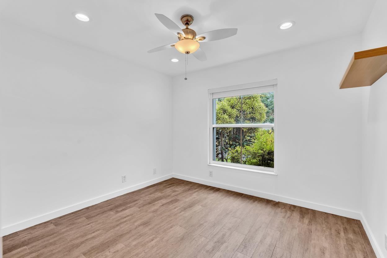 3307 Sw 49th St - Photo 6 of 7
