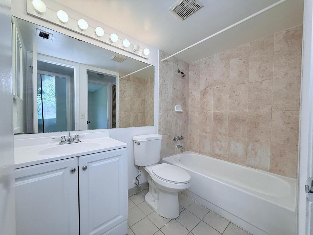 4891 Sable Pine Cir - Photo 3 of 8