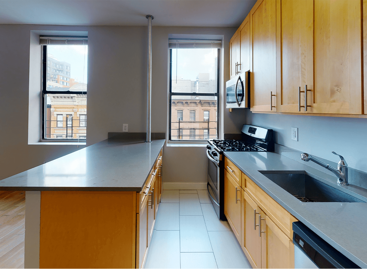 25 E 124th St #03B - Photo 4 of 5