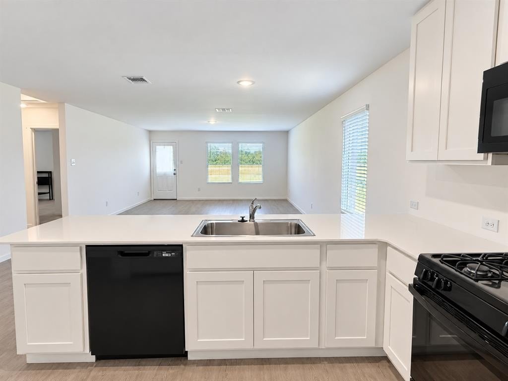 Chestnut Dr - Photo 4 of 10