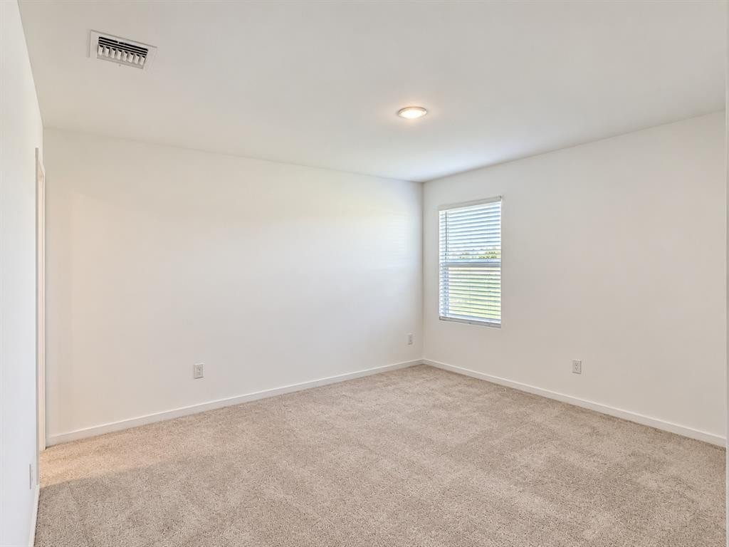 Chestnut Dr - Photo 5 of 10