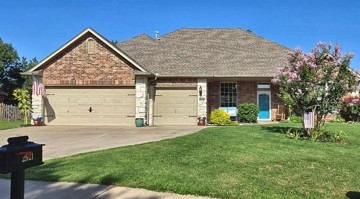 featured image of 2921 Longmeadow