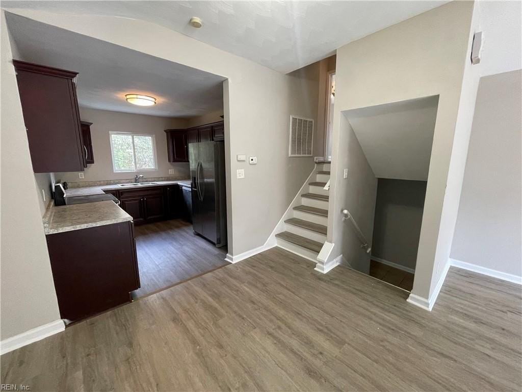 4600 Krick St - Photo 4 of 12