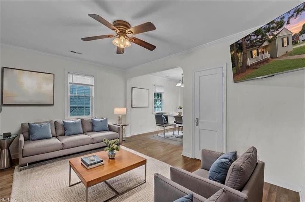 32 Old Fox Hill Rd - Photo 2 of 12