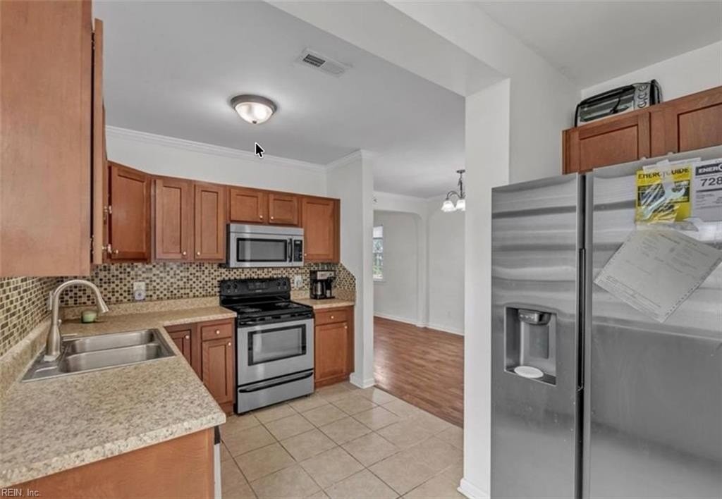 32 Old Fox Hill Rd - Photo 5 of 12