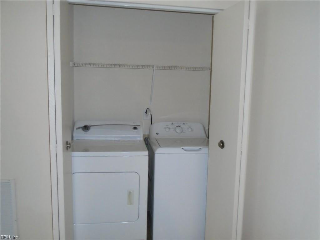 553 Pier Ct - Photo 6 of 7