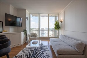 featured image of 1 W Exchange St #1901
