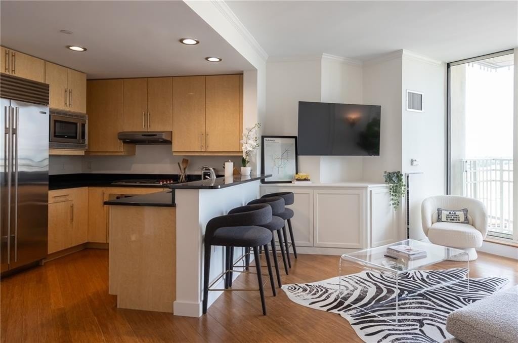 1 Cookson Pl #1901 - Photo 5 of 13