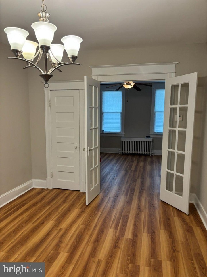 1129 7th St Ne - Photo 5 of 31