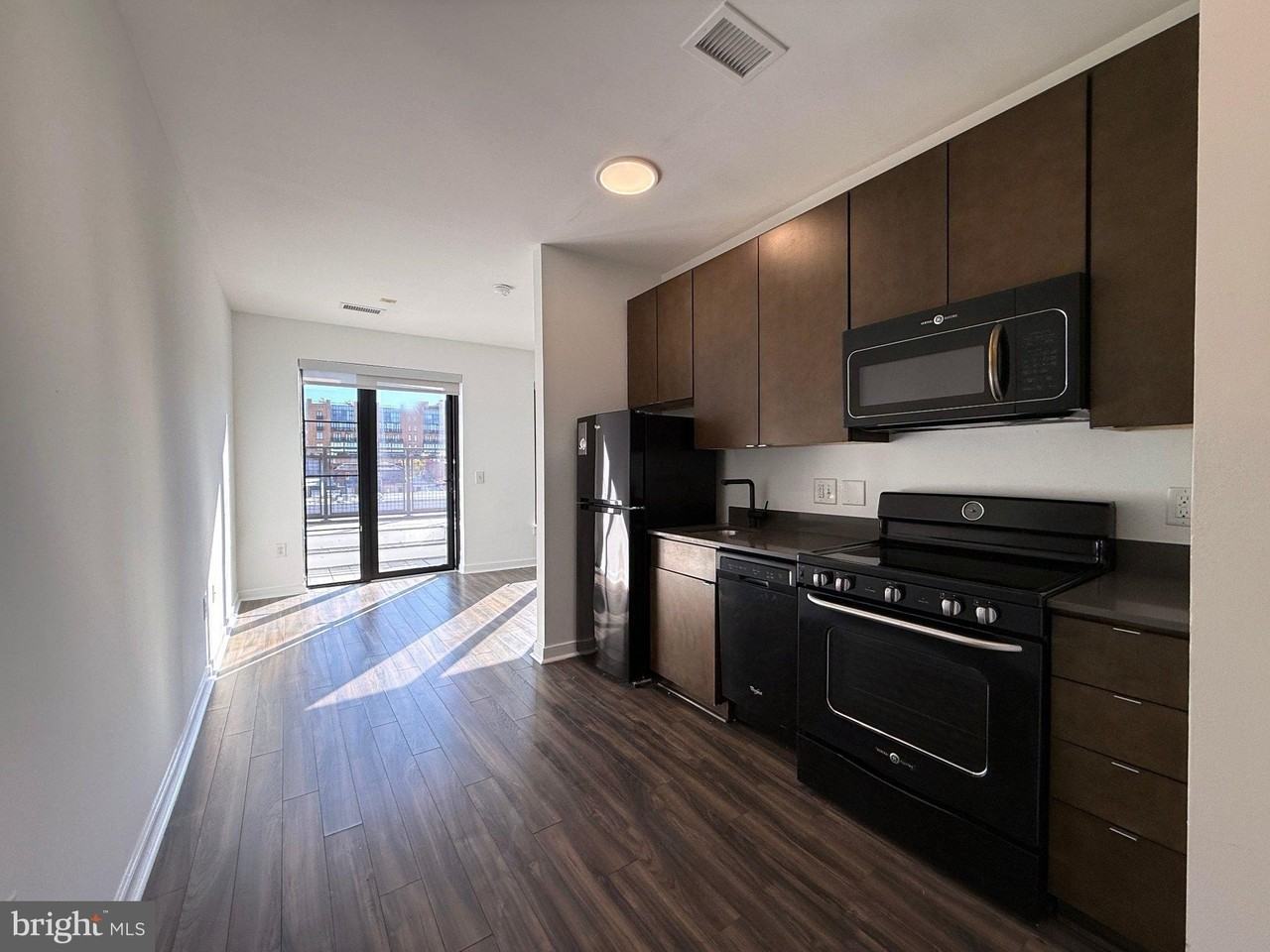 1250 9th St Nw #514 - Photo 3 of 17