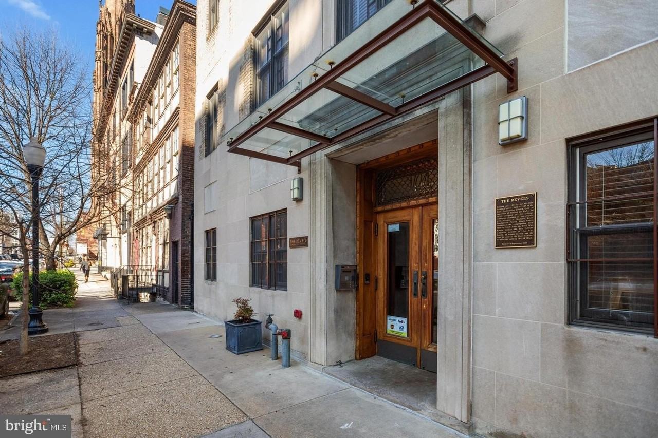104 W Madison St #6 - Photo 2 of 27